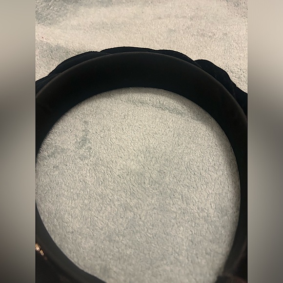 Francesca’s Rhinestone Twisted Headband - Picture 3 of 7